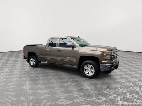 Used 2015 Chevrolet Silverado 1500 LT w/ All Star Edition AWD/4WD image 38