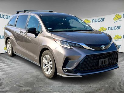 Used 2021 Toyota Sienna XSE