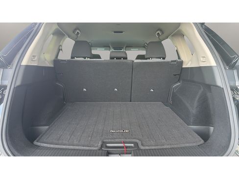 Certified 2023 Nissan Rogue SV AWD/4WD image 12