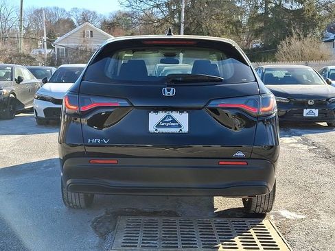 Certified 2023 Honda HR-V LX image 5