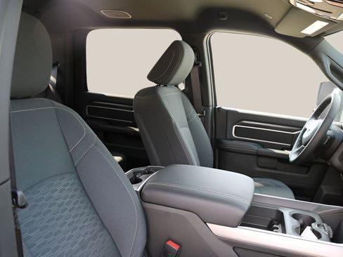 New 2026 RAM 2500 Big Horn AWD/4WD image 20