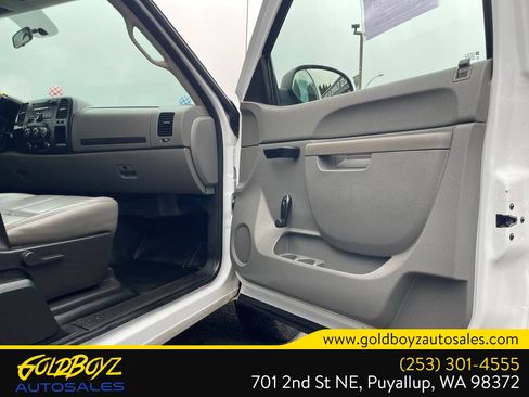 Used 2011 Chevrolet Silverado 1500 W/T image 30