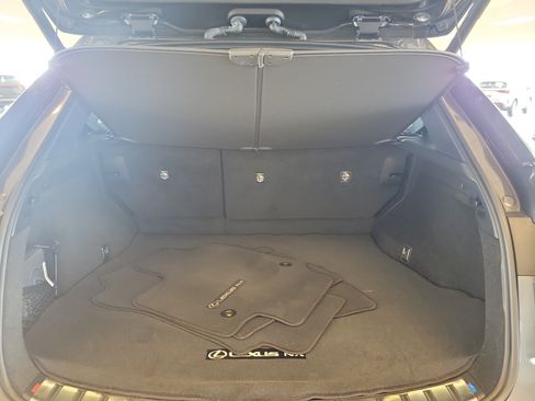 Used 2023 Lexus NX 250 FWD w/ Towing Package (2000 Lbs) image 11