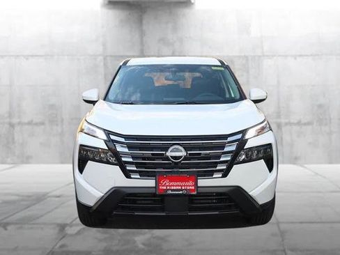 New 2026 Nissan Rogue SV image 4