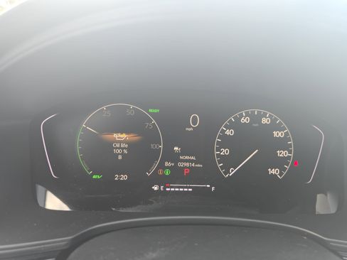 Used 2025 Honda Civic Sport image 18