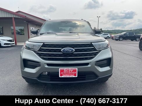 Used 2020 Ford Explorer XLT w/ Comfort Package AWD/4WD image 5