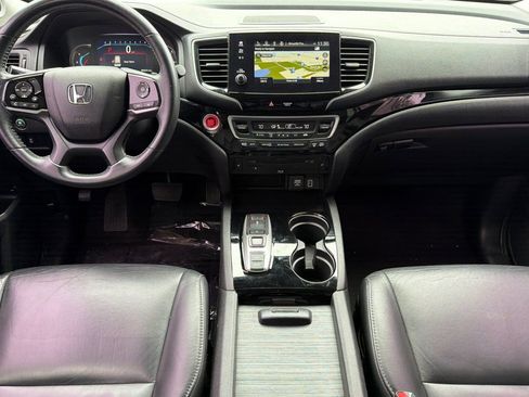 Used 2019 Honda Pilot Touring image 12