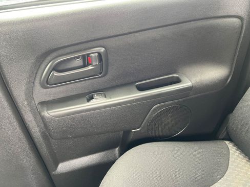 Used 2007 Chevrolet Colorado LT w/ LT Preferred Equipment Group AWD/4WD image 14