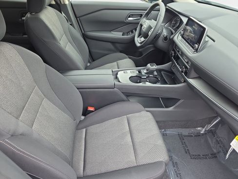 New 2026 Nissan Rogue SV w/ Cold Weather Package FWD image 10
