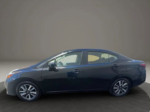 Used 2023 Nissan Versa SV image 8