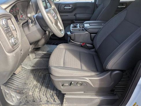 New 2026 GMC Sierra 1500 Pro w/ Convenience Package image 4