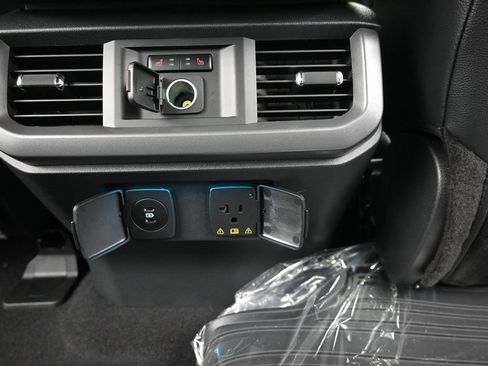 New 2025 Ford F150 Lariat w/ Equipment Group 502A High image 16