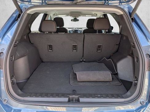 Used 2024 Chevrolet Equinox LT image 6