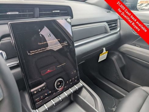 New 2026 GMC Terrain Elevation w/ Elevation Premium Package AWD/4WD image 21