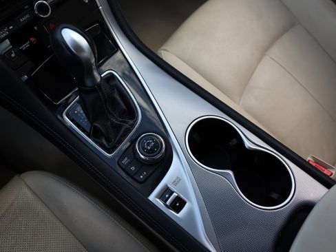 Used 2017 INFINITI Q50 2.0t image 42