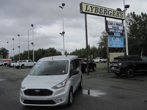 Used 2023 Ford Transit Connect XLT FWD image 1