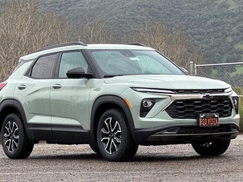 New 2026 Chevrolet TrailBlazer ACTIV image 2