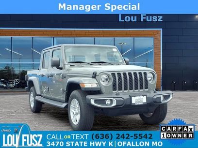 Used 2023 Jeep Gladiator Sport