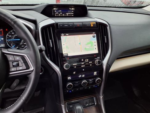 Used 2022 Subaru Ascent Touring image 10