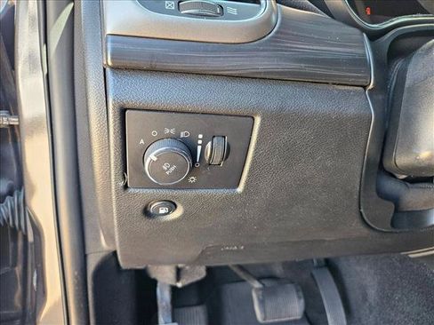 Used 2021 Jeep Grand Cherokee Laredo RWD image 25
