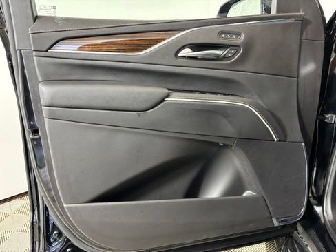 Used 2023 Cadillac Escalade ESV Premium Luxury w/ LPO, Floor Liner Package AWD/4WD image 11