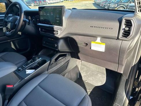 New 2025 Ford Bronco Sport Badlands image 14