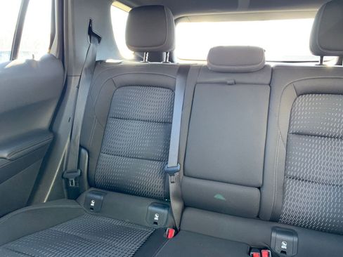 Used 2025 Chevrolet Equinox LT image 38