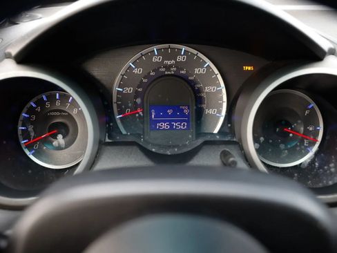 Used 2010 Honda Fit image 27