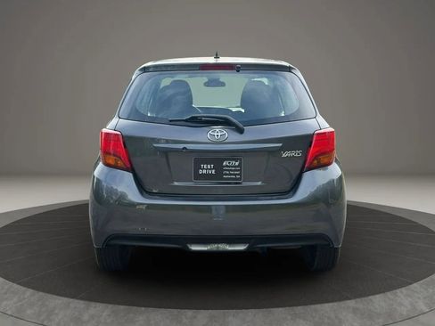 Used 2017 Toyota Yaris L FWD image 5