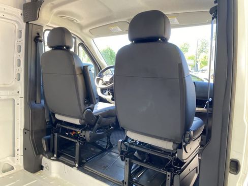 Used 2026 RAM ProMaster 2500 w/ Convenience Group FWD image 16