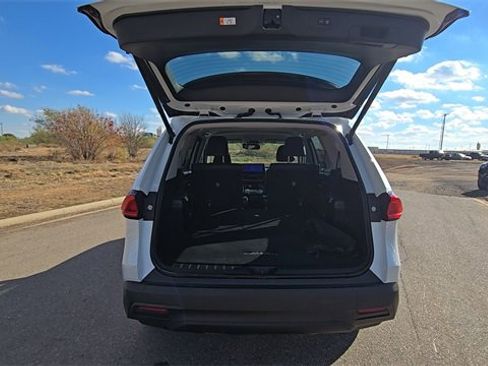 Used 2024 Toyota Grand Highlander XLE image 26