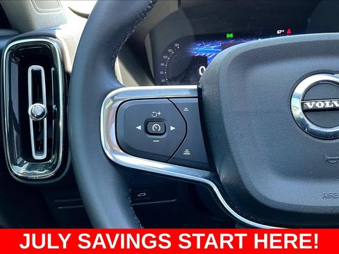 Used 2024 Volvo XC40 B5 Plus AWD/4WD image 14