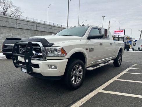 Used 2018 RAM 2500 Limited image 1