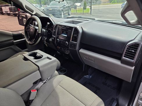 Used 2016 Ford F150 XLT AWD/4WD image 14