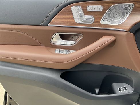 Certified 2026 Mercedes-Benz GLS 450 4MATIC image 13