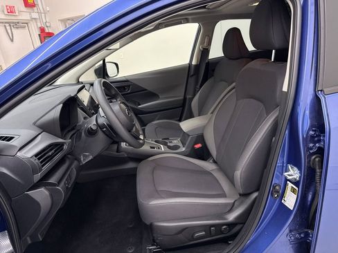 Used 2025 Subaru Crosstrek 2.0i Premium image 13