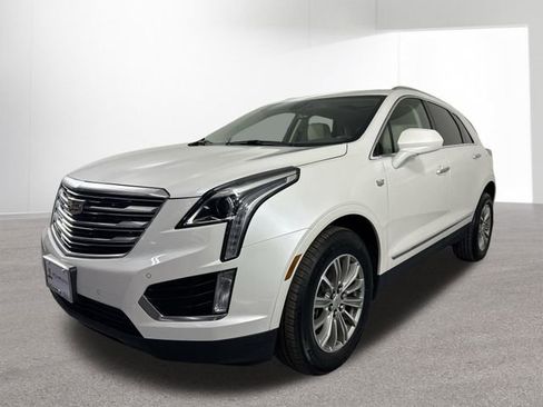 Used 2018 Cadillac XT5 Luxury w/ Driver Awareness Package AWD/4WD image 24