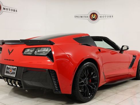Used 2019 Chevrolet Corvette Z06 image 4