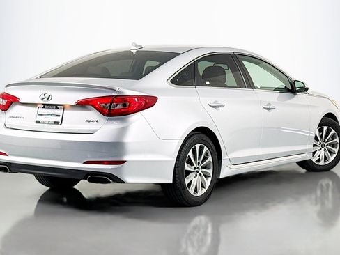 Used 2016 Hyundai Sonata Sport w/ Option Group 02 image 12
