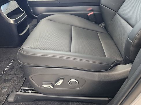 New 2026 Hyundai Ioniq 9 SEL image 10