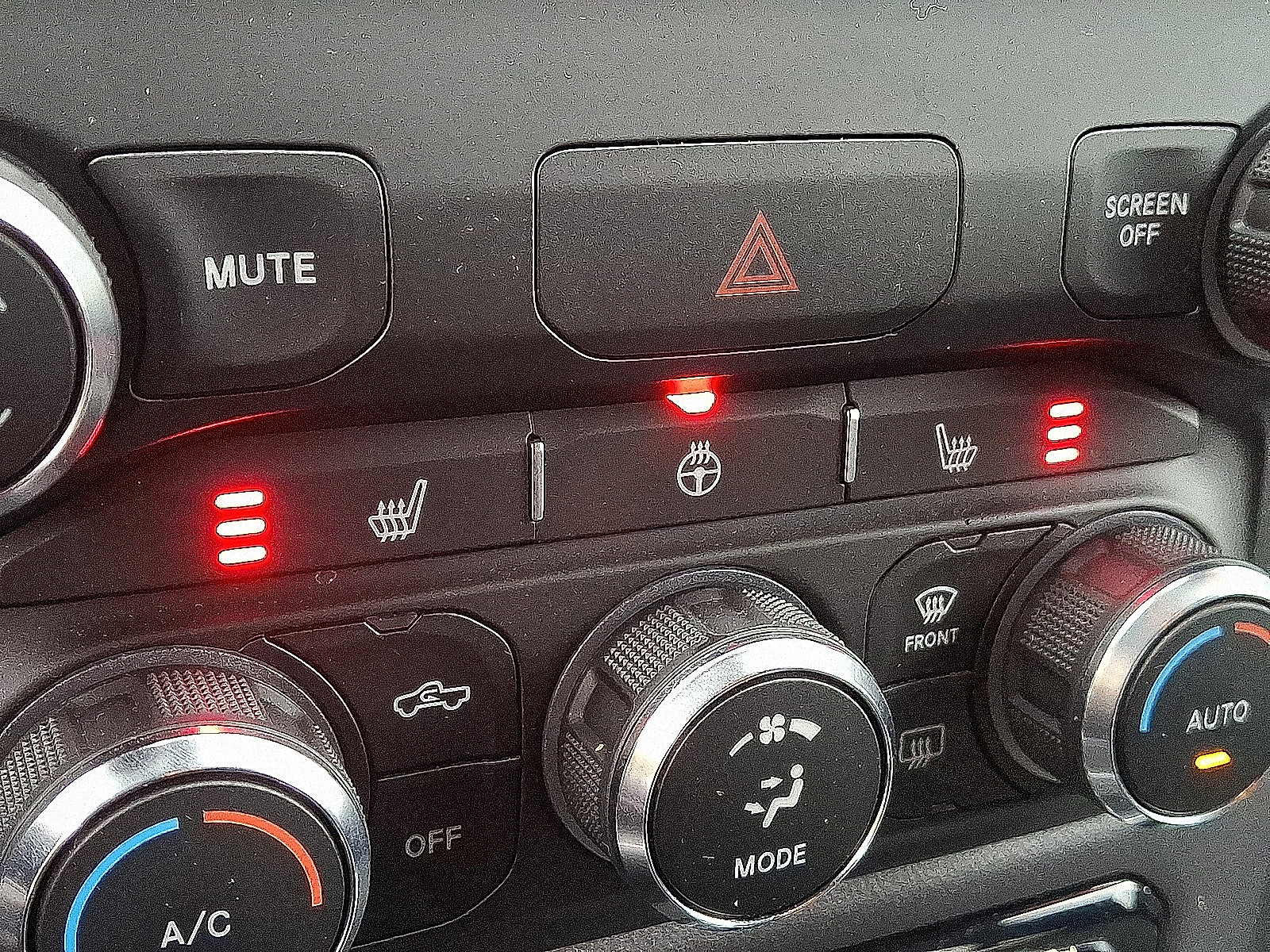 Used 2022 RAM 1500 Big Horn AWD/4WD image 23