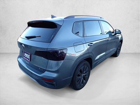 Used 2022 Volkswagen Taos S image 4