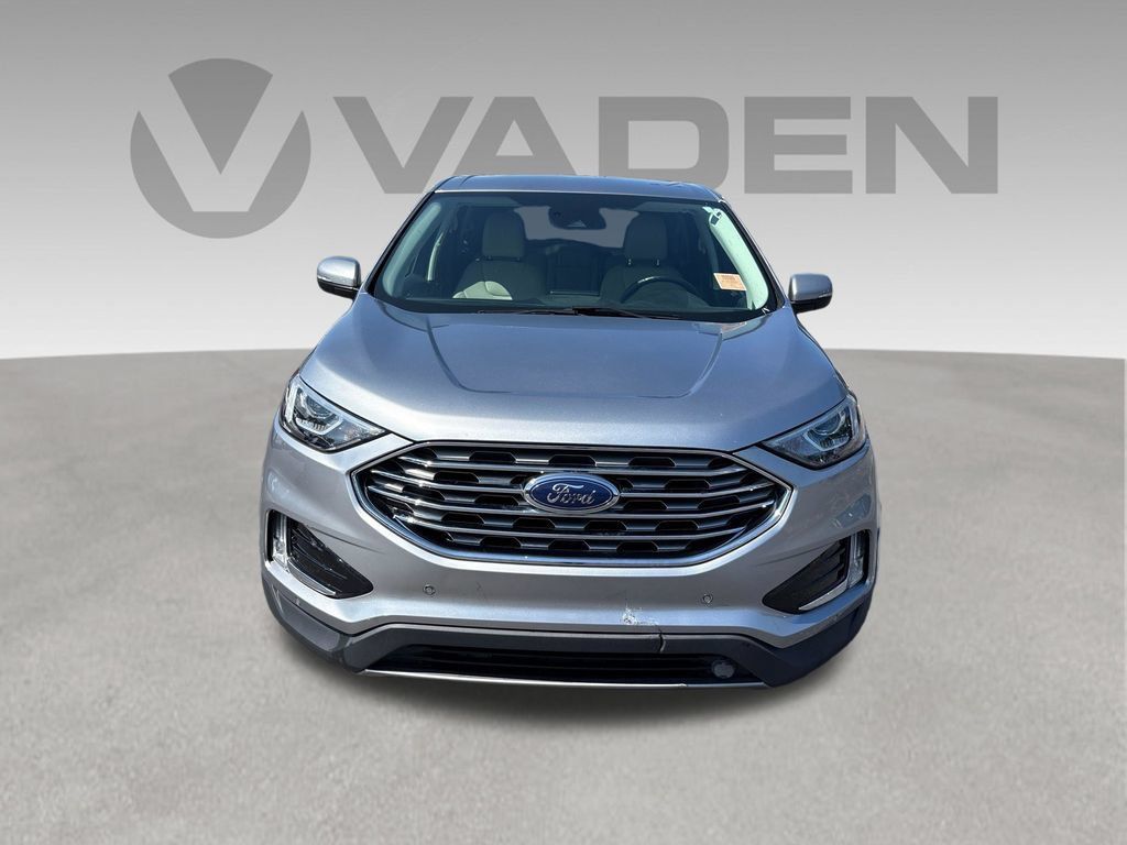 Used 2022 Ford Edge Titanium AWD/4WD image 2