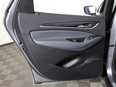 Used 2024 Buick Enclave Premium image 29