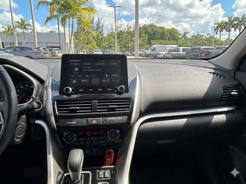 Used 2023 Mitsubishi Eclipse Cross SEL AWD/4WD image 4