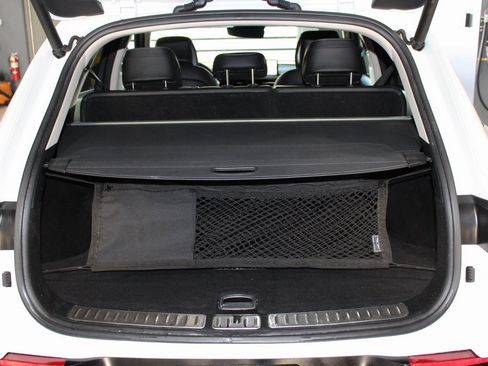 Used 2023 Genesis GV70 2.5T w/ Select Package image 55