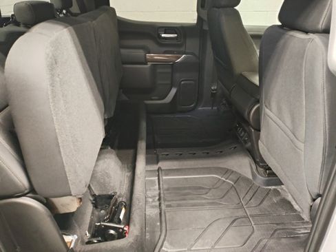 Used 2019 Chevrolet Silverado 1500 LT Trail Boss w/ Convenience Package image 13