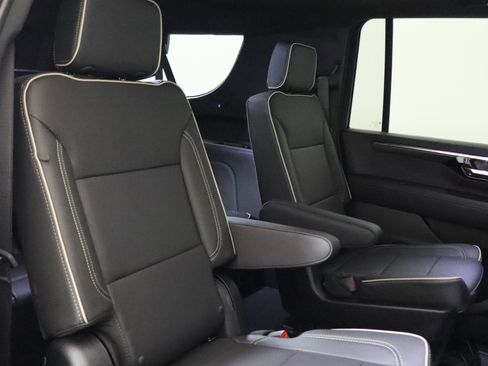 New 2026 Chevrolet Suburban Premier w/ Sun And Tow Package image 22