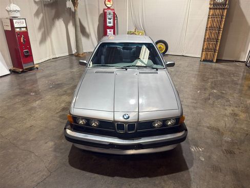Used 1987 BMW 635CSi Coupe RWD image 8
