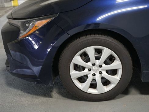 Used 2024 Toyota Corolla LE image 5